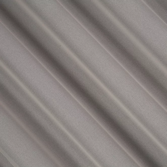 R192/7 Firana szyta na taśmie 5 cm beżowa z miękkiej tkaniny o luźnym splocie i lekkim połysku, odporna na zaciągnięcia, wykończona obciążnikiem