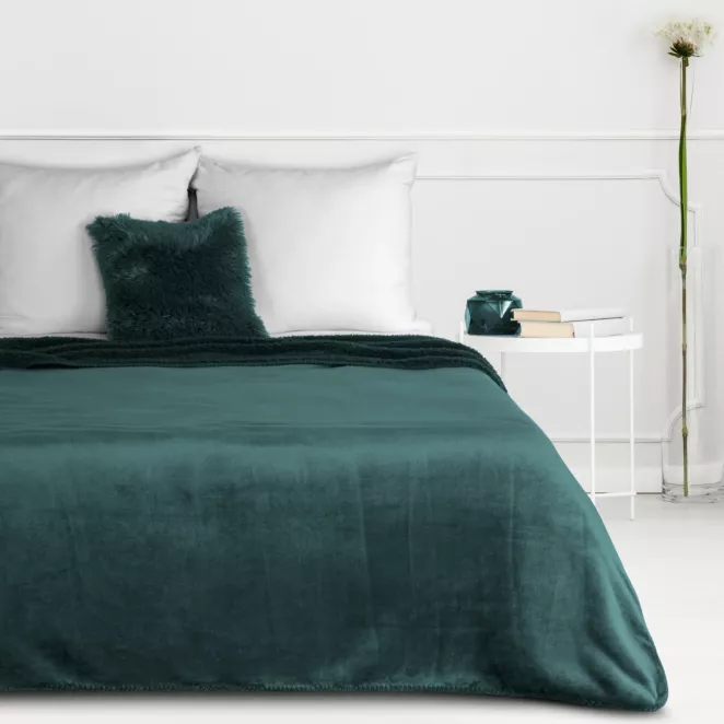 Koc 150x200 ciemnozielony z miękkiego polaru ze strukturą baranka TEDY Eurofirany Premium