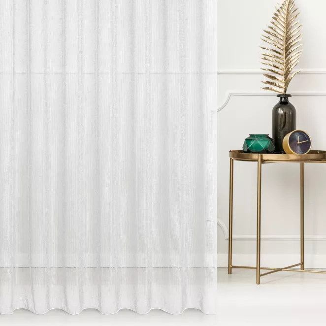 Firana szyta na taśmie 5 cm biała siatka w stylu eko z efektem bukli wykończona obciążnikiem