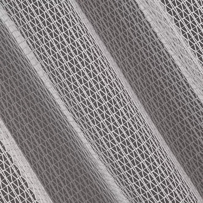 M158/4 Firana szyta na taśmie 5 cm MILLEY srebrna z nowoczesnej luźno tkanej matowej siatki