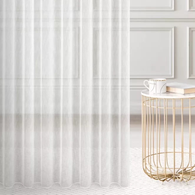 Firana szyta na taśmie 5 cm naturalna z delikatnej gładkiej etaminy, wykończonej obciążnikiem