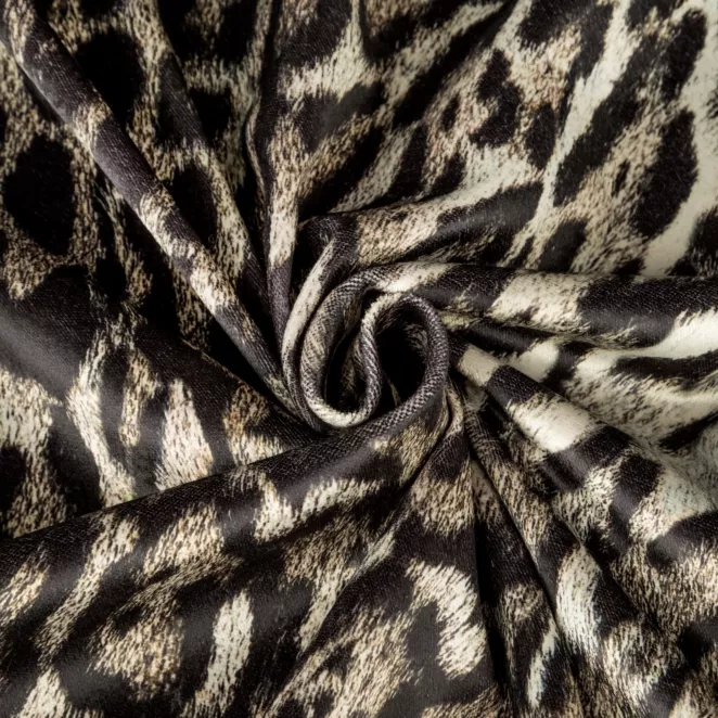M171/3 Zasłona szyta na taśmie 5 cm LEOPARD beżowo czarna z grubej welwetowej tkaniny w modny zwierzęcy wzór Italissima Eva Minge