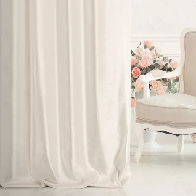 Tkanina zasłonowa gładka, miękka, welwetowa, z wyraźnym połyskiem z kolekcji Eva Minge