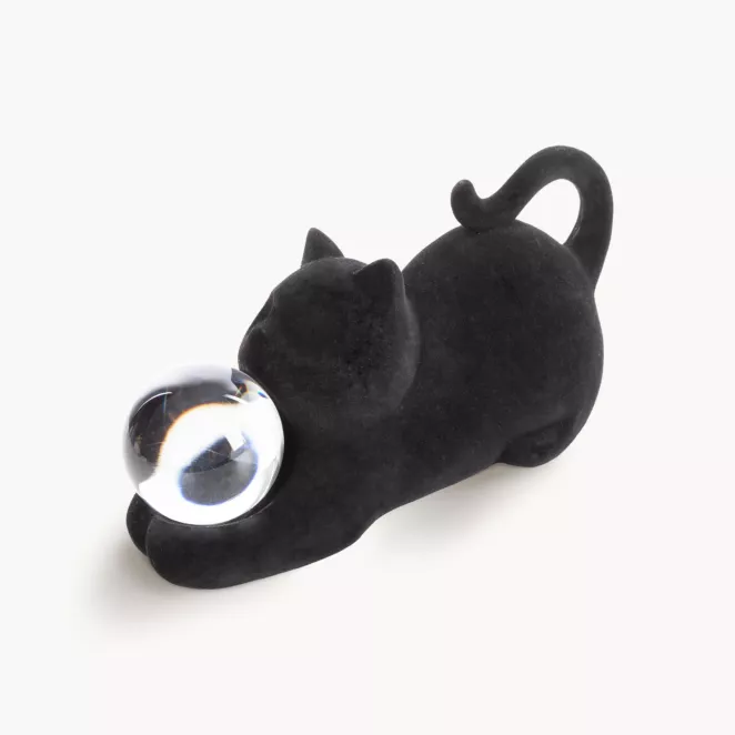 Figurka dekoracyjna KOT z szklana kulą