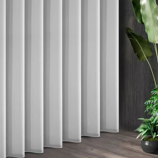 Firana szyta na taśmie 5 cm biała z wysokiej jakości niepalnego woalu z certyfikatem, wykończona obciążnikiem