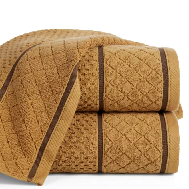 Ręcznik do rąk 30x50 cm bawełniany zero twist miodowy o ryżowej strukturze 550 g/m2 FAVORI