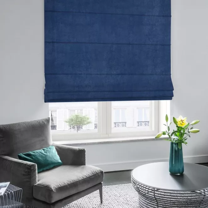 Roleta rzymska GEMMA granatowa ze szlachetnej grubej tkaniny welwetowej o gramaturze 400g/m2