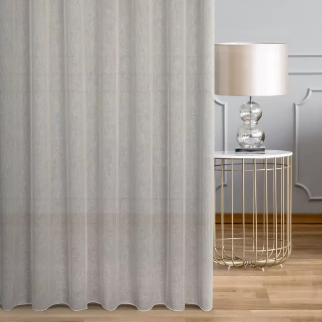 Firana szyta na taśmie 5 cm beżowa z miękkiej, matowej tkaniny nie wymagającej prasowania, z efektem kreszowania