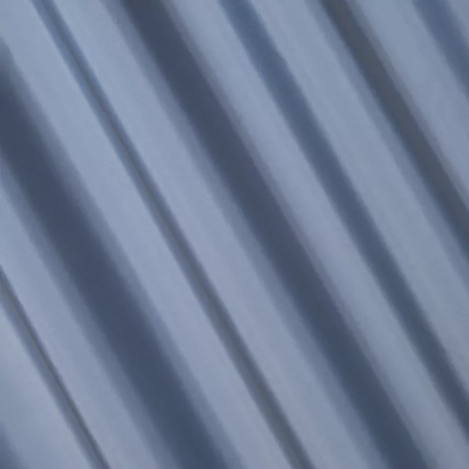 L108/10 Zasłona szyta na taśmie 5 cm niebieska z gładkiej tkaniny z delikatnym połyskiem