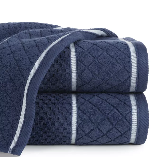 Ręcznik do rąk 30x50 cm bawełniany kolor granatowy o strukturze krateczki z ozdobną bordiurą 500 g/m2 FAVORI