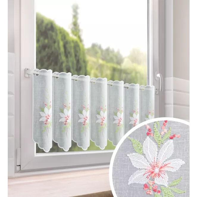Tkanina firanowa zazdrostka zdobiona haftem roślinnym