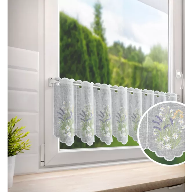 Tkanina firanowa zazdrostka z haftowanym wzorem