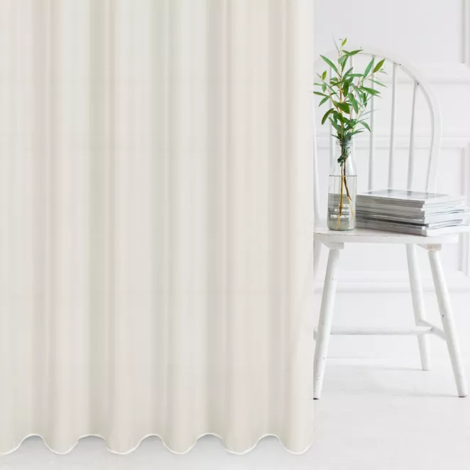 Tkanina firanowa, gładka, matowa żorżeta, wykończona obciążnikiem