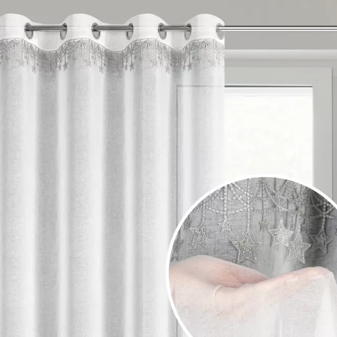 Firana świąteczna biało, srebrna z etaminy zdobiona aplikacją z motywem gwiazdek 140x250 cm przelotki - XMAS