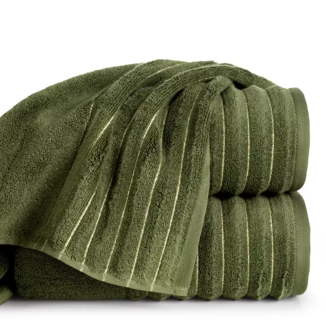 Ręcznik kąpielowy 70x140 cm kolor zielony zdobiony prążkami z błyszczącej nici 500 g/m2 LUNARI