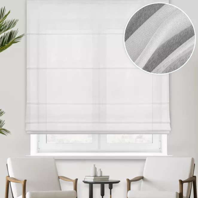 Roleta rzymska kremowa z gładkiej perłowej etaminy o naturalnym splocie, wykończona obciążnikiem