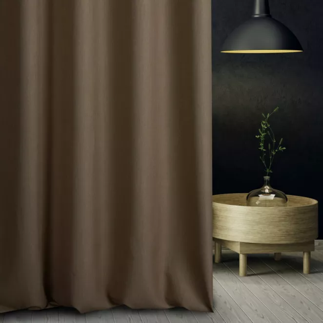 Zasłona szyta na taśmie 5 cm brązowa o naturalnym charakterze, z widocznym, ozdobnym splotem