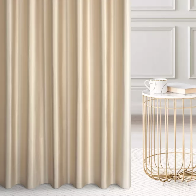 Zasłona szyta na taśmie 5 cm złota z tkaniny o satynowym połysku zaciemniającej w 100%