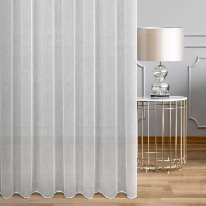 Firana szyta na taśmie 5 cm biała z miękkiej, matowej tkaniny nie wymagającej prasowania, z efektem kreszowania