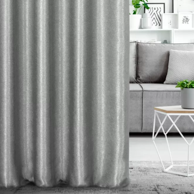 Zasłona szyta na flexach popielata z gładkiej, zaciemniającej tkaniny z wyraźnym splotem