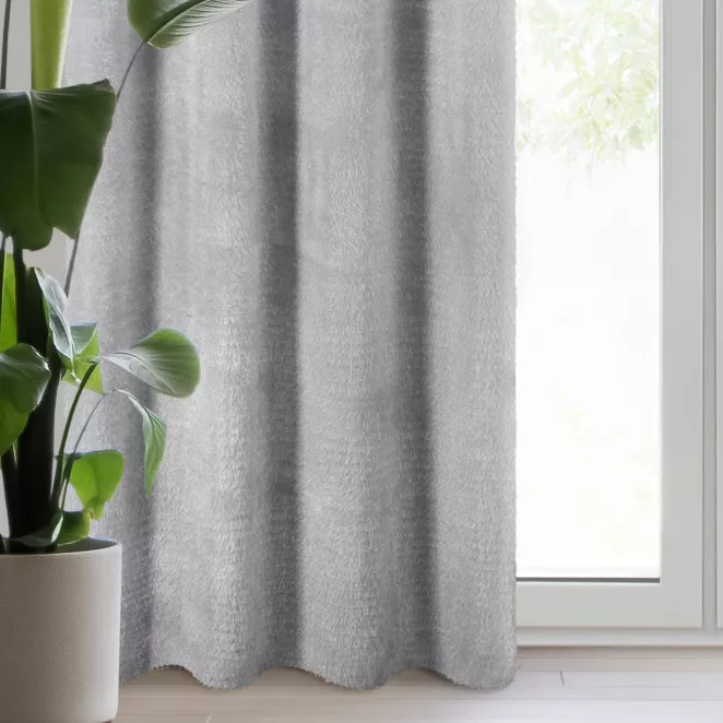 Zasłona srebrna  z moherowej tkaniny 140x250 cm przelotka - AGIS