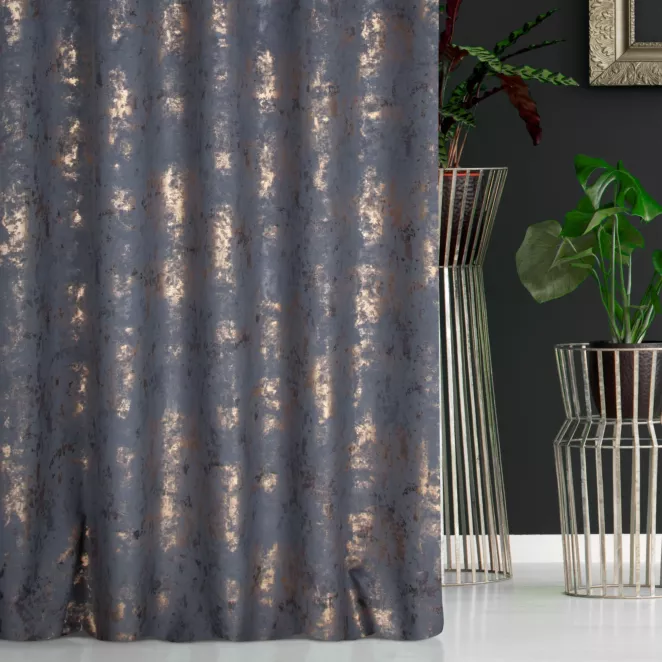 Zasłona szyta na taśmie 5 cm grafitowo złota z grubej, matowej tkaniny welwetowej z połyskliwym nadrukiem Italissima Eva Minge