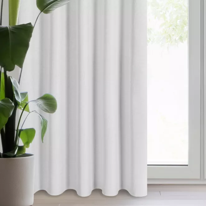 Zasłona srebrna 100% zaciemniająca z tkaniny typu - BLACKOUT 135x270 cm taśma - SUZAN