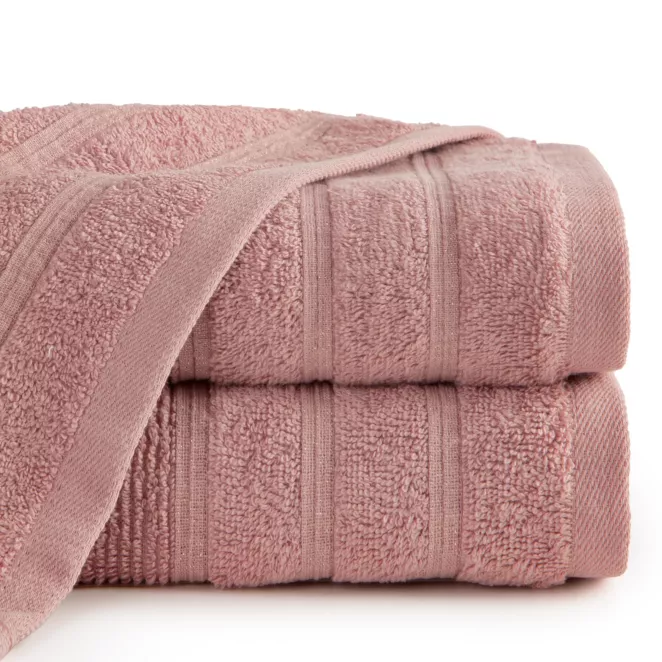 Ręcznik kąpielowy 50x90 cm bawełniany kolor pudrowy w błyszczące paseczki AMIRA