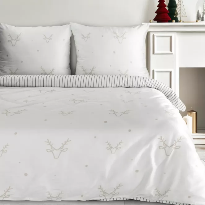 Pościel świąteczna 140x200 cm satyna bawełniana kolor biały, beżowy zdobiona nadrukiem subtelnych reniferów BOSQUE