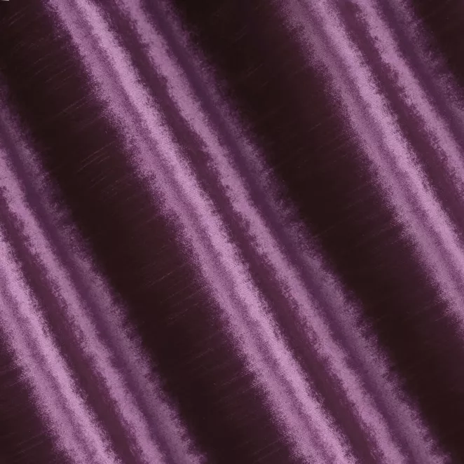 L102/1 Zasłona szyta na taśmie 5 cm SAFARI 1 jasnofioletowa z miękkiej welwetowej tkaniny z połyskiem i poziomym prążkiem
