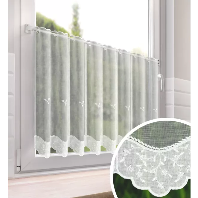 Tkanina firanowa zazdrostka z etaminy zdobiona haftem