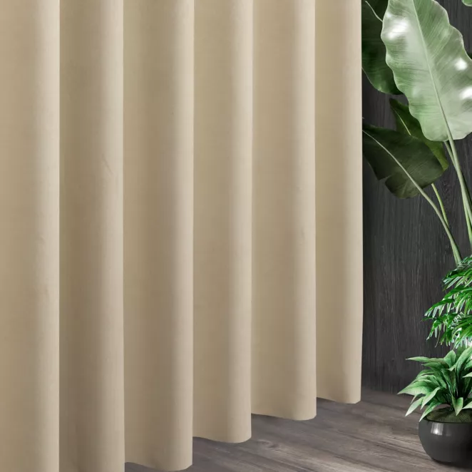 Tkanina zasłonowa o miękkiej, welurowej strukturze