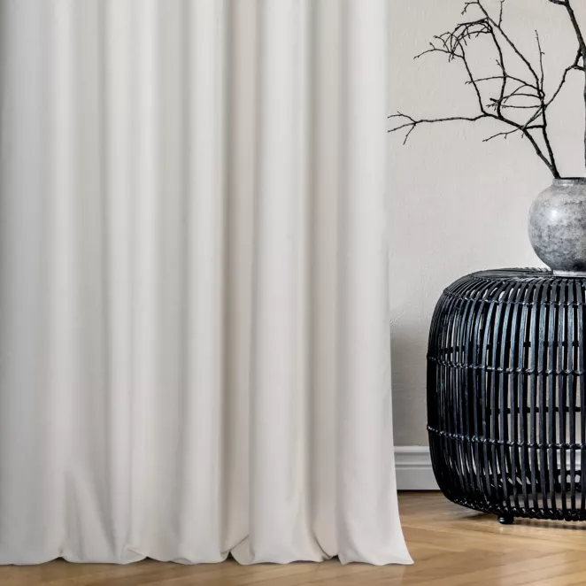 Zasłona szyta na taśmie 5 cm naturalna z miękkiej tkaniny o welurowej strukturze