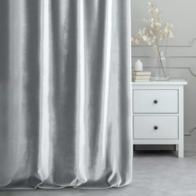 Tkanina zasłonowa gładka, miękka, welwetowa, z wyraźnym połyskiem z kolekcji Eva Minge