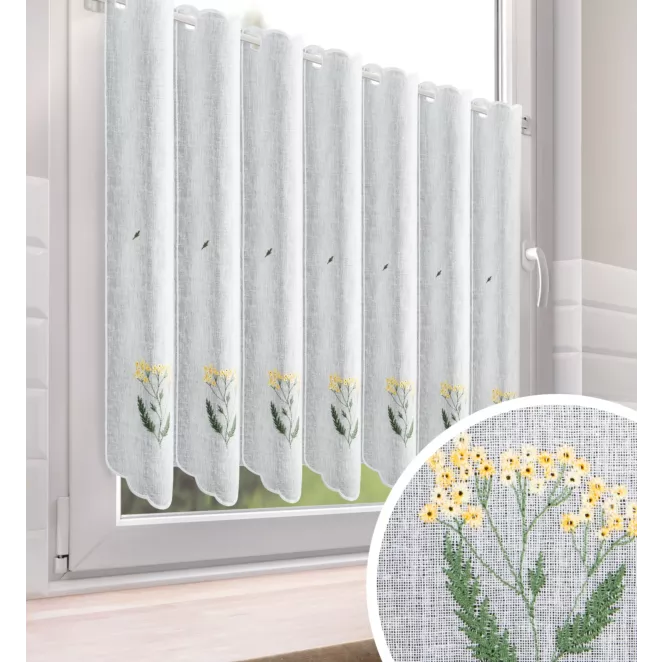 Tkanina firanowa zazdrostka zdobiona haftem roślinnym