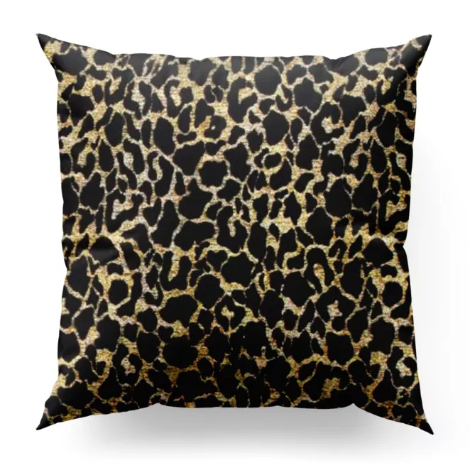 Poszewka szyta czarno złota z szenilowej tkaniny w zwierzęcy wzór przetykany błyszczącą nicią