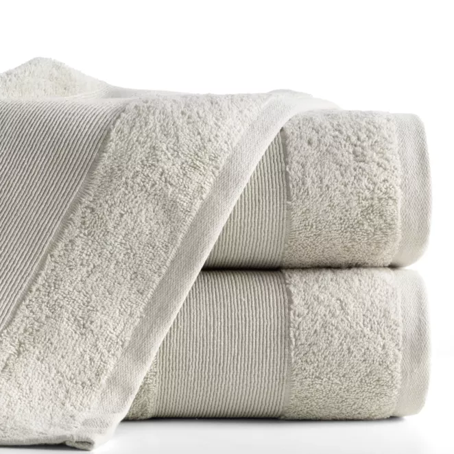 Ręcznik kąpielowy 70x140 cm bawełniany kolor beżowy z ozdobną błyszczącą bordiurą 500 g/m2 ZOJA