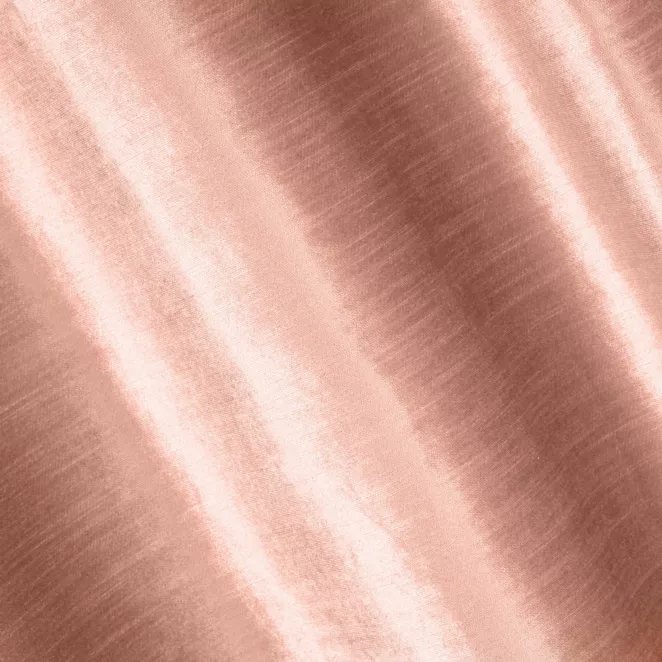 E131/2 Zasłona szyta na taśmie 5 cm SAFARI 1 pudrowo różowa z miękkiej welwetowej tkaniny z połyskiem i poziomym prążkiem