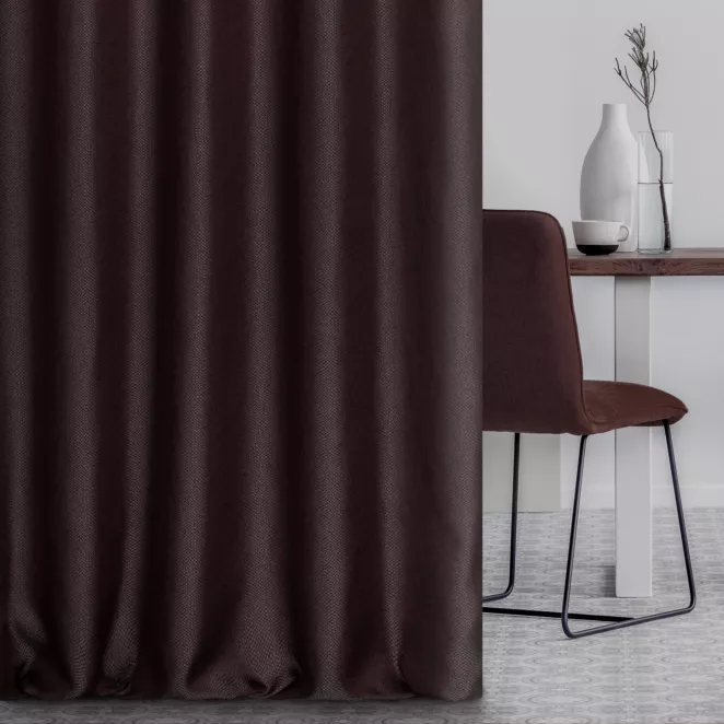 Zasłona szyta na taśmie 5 cm ciemnobordowa z miękkiej tkaniny z efektem melanżu