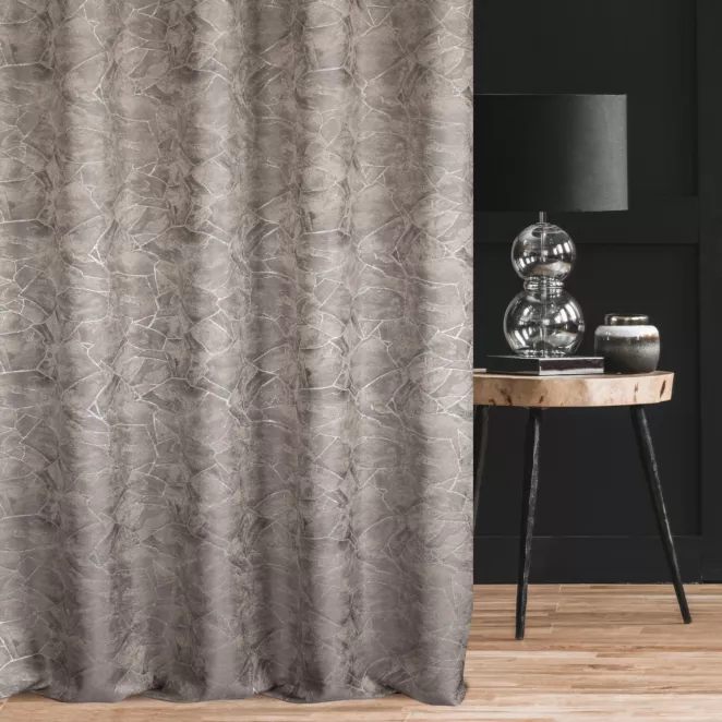 Zasłona szyta na taśmie 5 cm stalowa z tkaniny z wzorem przetykanym błyszczącą nicią