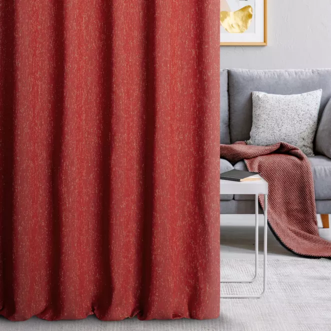 Zasłona szyta na taśmie 5 cm czerwono złota z tkaniny przetykanej błyszczącą nicią