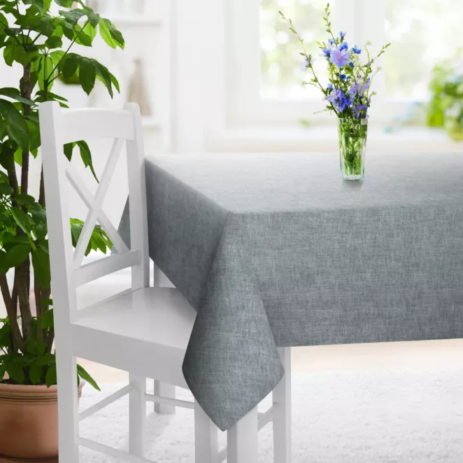 Obrus szyty niebiesko srebrny z tkaniny o luźnym splocie, z połyskliwym nadrukiem w stylu glamour Italissima Eva Minge