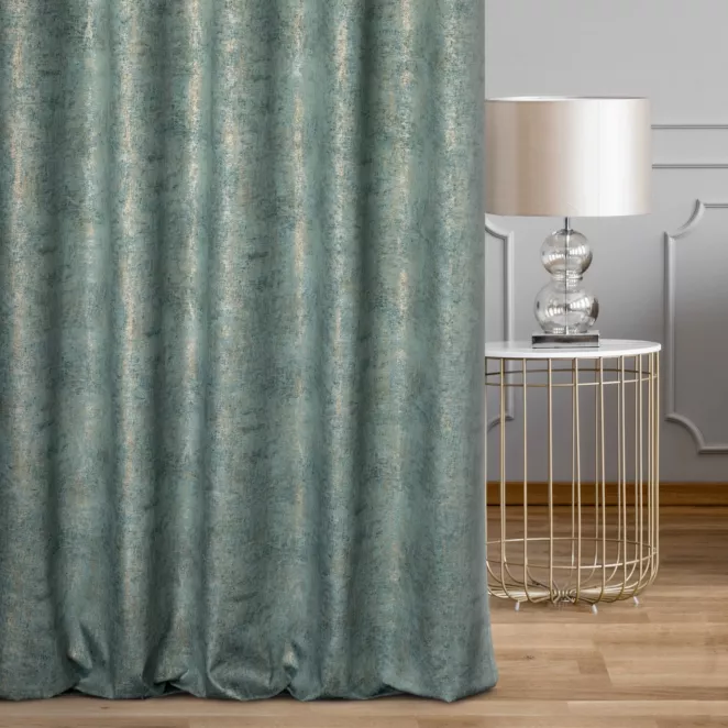 Zasłona szyta na taśmie 5 cm miętowo szampańska z tkaniny welwetowej z nadrukiem