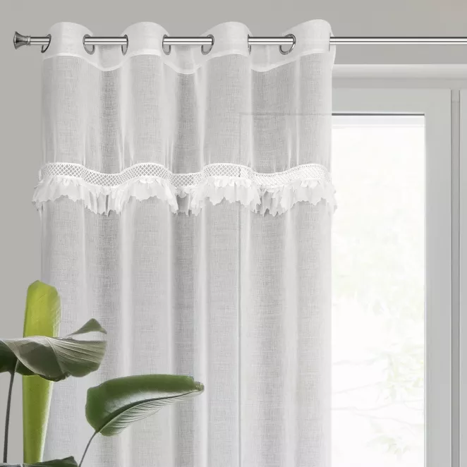 Firana biała z etaminy zdobiona aplikacją z koronki 140x250 cm przelotka KIARA