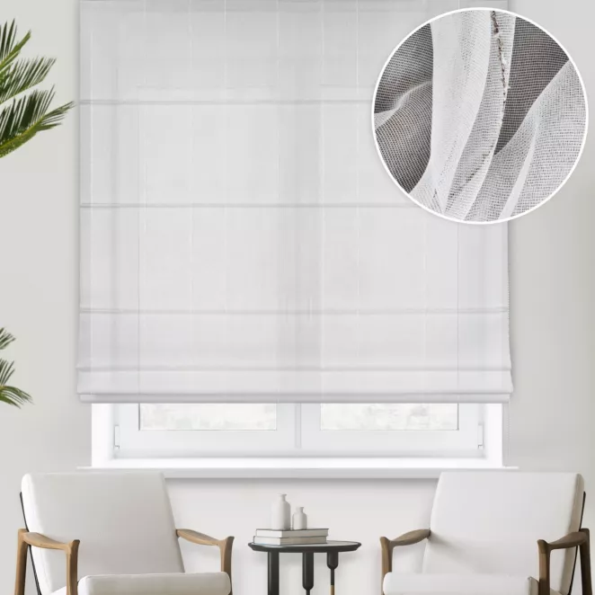 Roleta rzymska kremowo brązowa w stylu eko, z efektem deszczyku, zdobiona pionowymi paseczkami, wykończona obciążnikiem