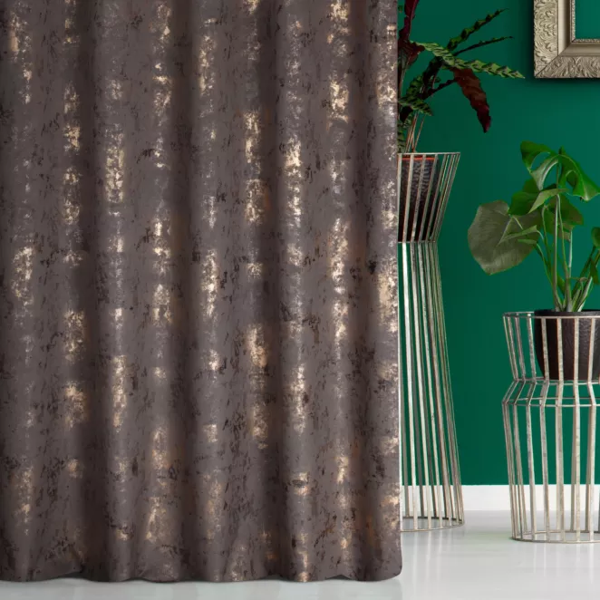 Zasłona szyta na taśmie 5 cm grafitowo złota z grubej, matowej tkaniny welwetowej z połyskliwym nadrukiem Italissima Eva Minge