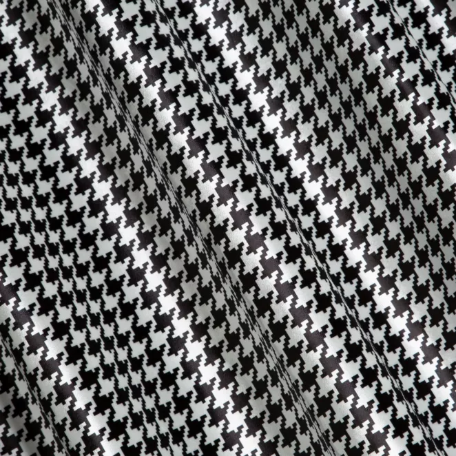 M204/6 Zasłona szyta na taśmie 5 cm naturalno czarna z grubej welwetowej tkaniny w elegancki geometryczny wzór Italissima Eva Minge