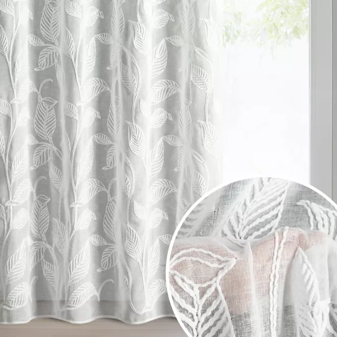 Zasłona biała z tkaniny o naturalnym wyglądzie zdobiona szenilowym haftem 140x250 cm przelotki - HOLI