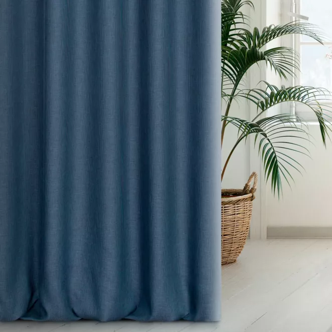 Zasłona szyta na taśmie 5 cm granatowa z gładkiej, przyjemnej w dotyku tkaniny z efektem melanżu