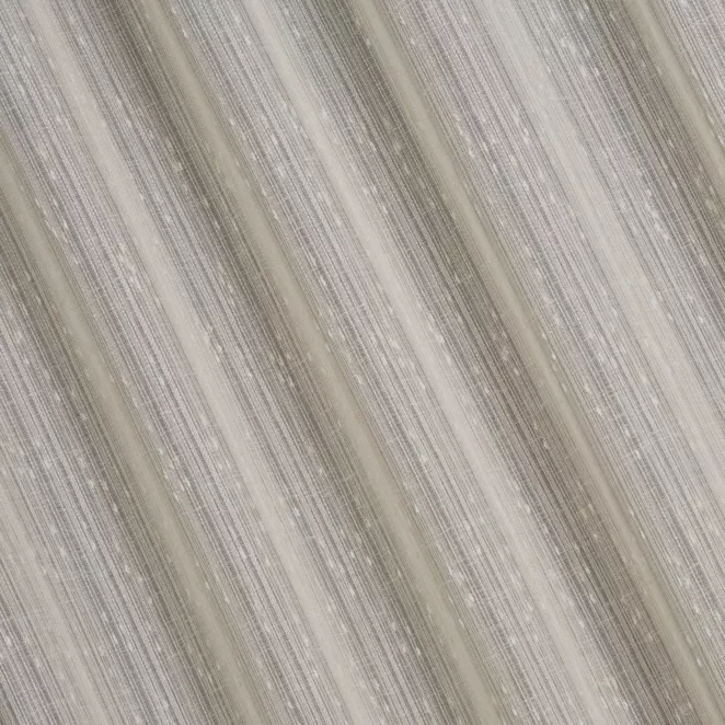 H201/6 Firana szyta na taśmie 5 cm beżowa z etaminy przeplatanej delikatnie połyskującą nicią tworzącą pionowe, nieregularne paseczki